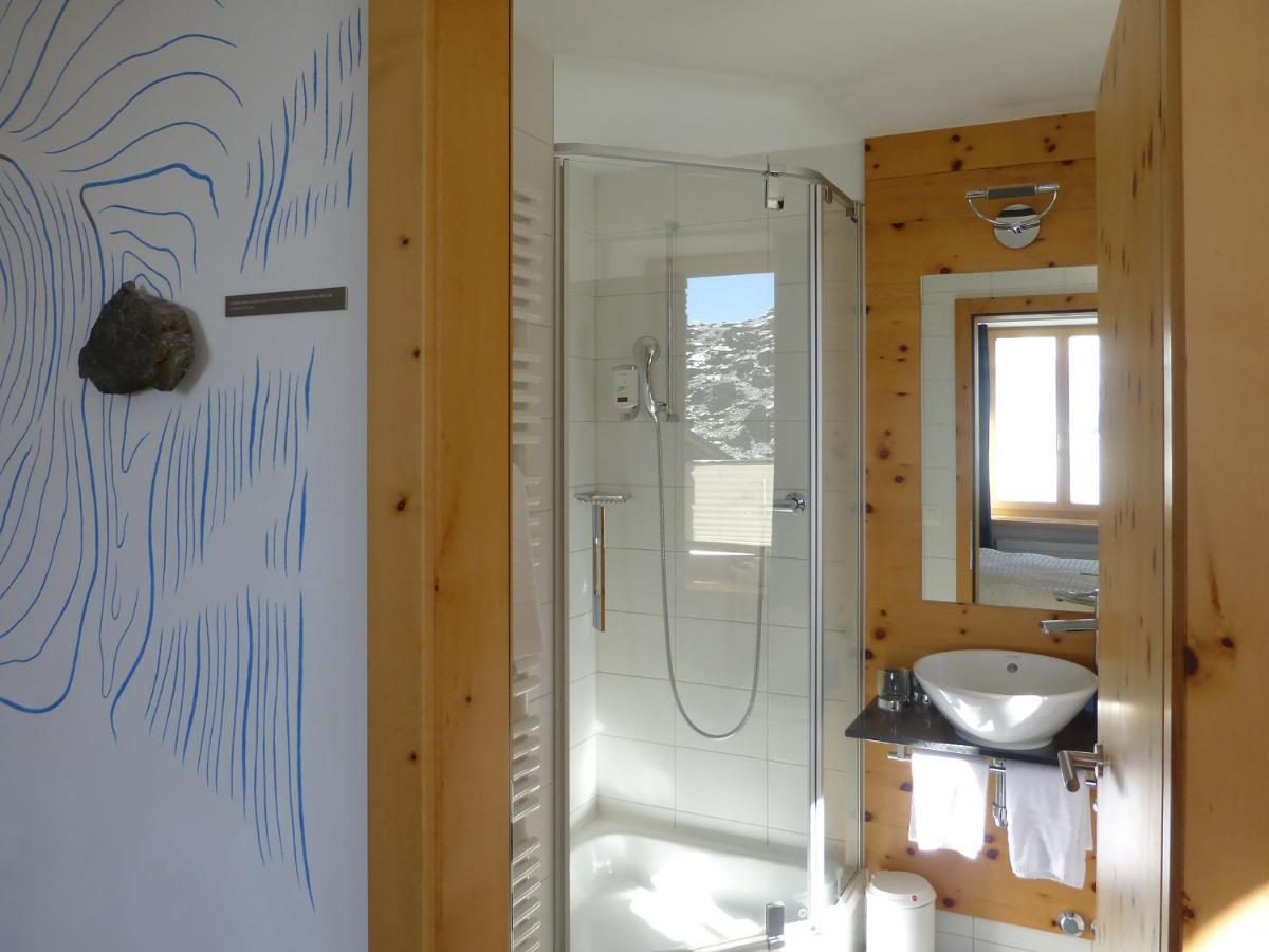 Doppelzimmer mit Blick auf den Monte Rosa