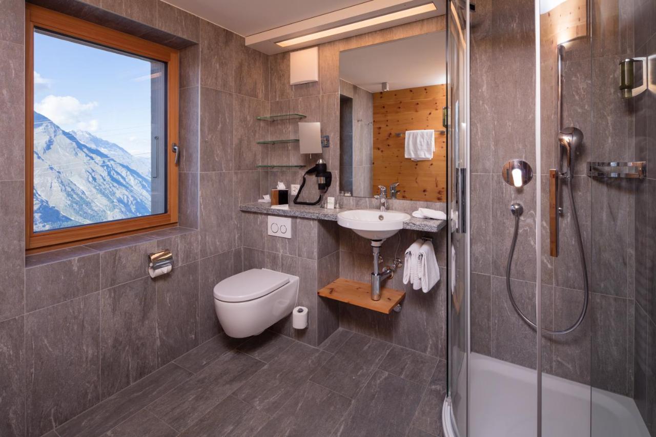 Habitación Doble con vistas parciales al monte Cervino