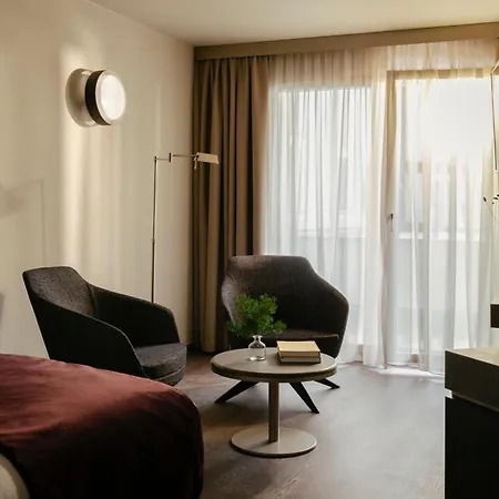 Schloss Zermatt - Cbd & Adaptogenic Spa And Sport Hotel-3